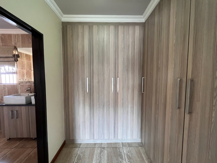 3 Bedroom Property for Sale in Baillie Park North West